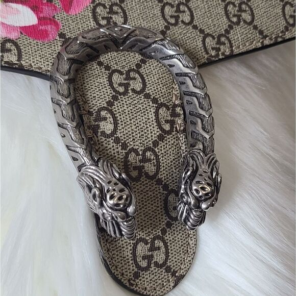 💯Authentic Gucci Dionysus GG Blooms Shoulder Bag- GM Size 🍀 - Picture 17 of 17